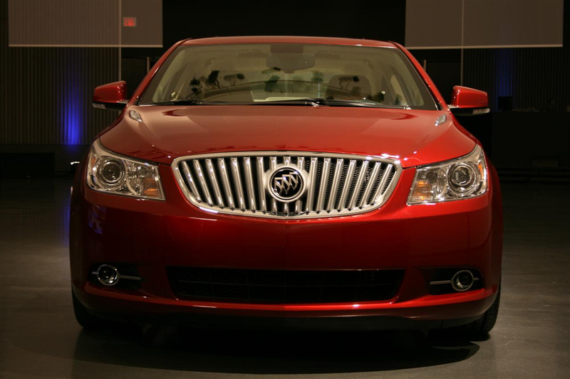 Illustration for article titled 2010 Buick LaCrosse: Blue Hair No More!